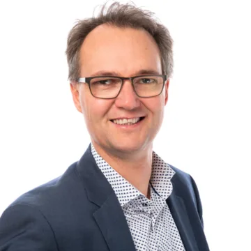 Robert van den Anker RA